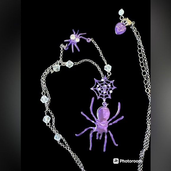 Betsey Johnson Glampire Purple Spider, Web & Baby Spider Necklace. 32”chain NWT - Picture 6 of 6